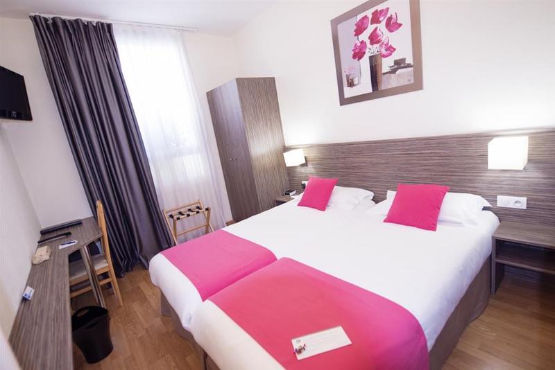 Hotel Ibis Styles Rooftop & 3*
