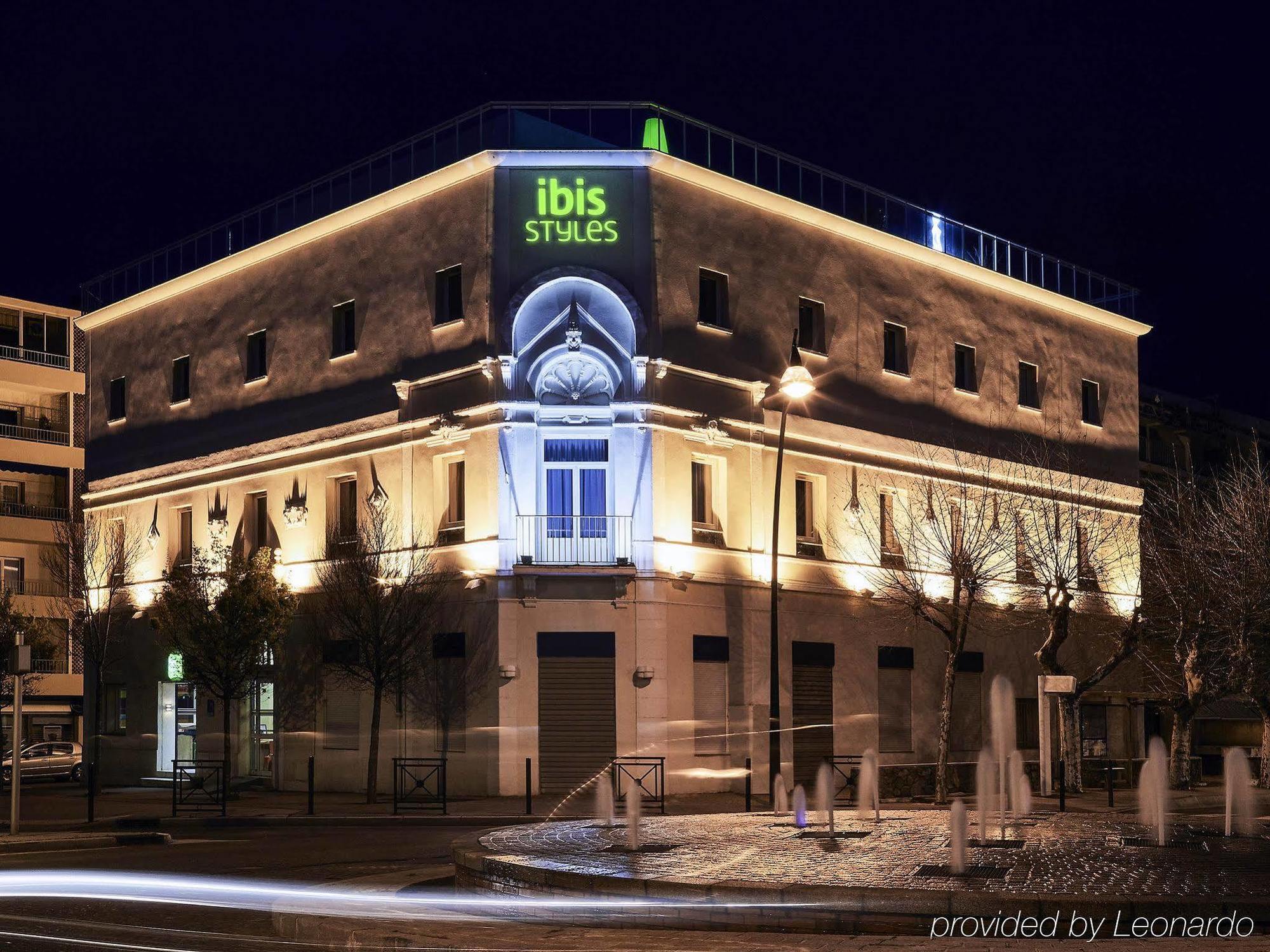Hotel Ibis Styles Rooftop&spa 3*