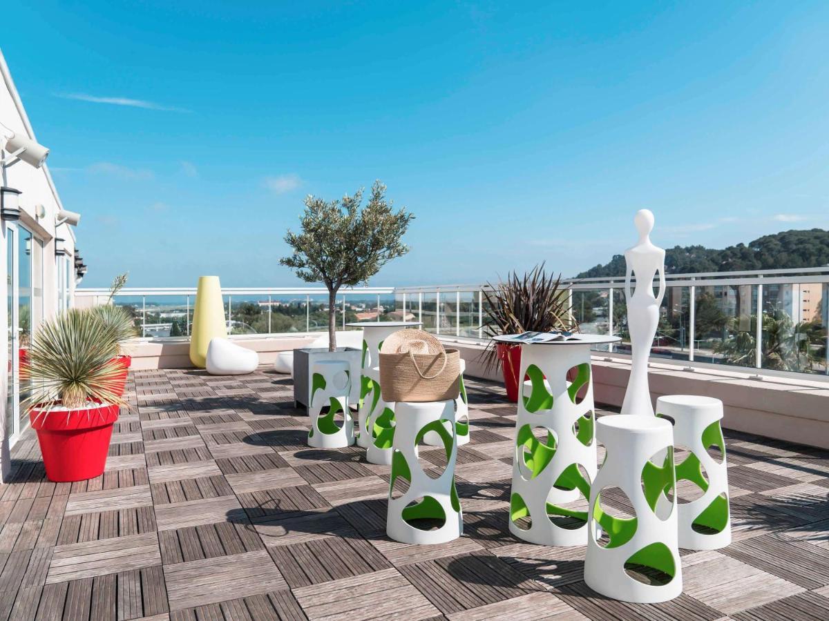Ibis Styles Rooftop & Hyères